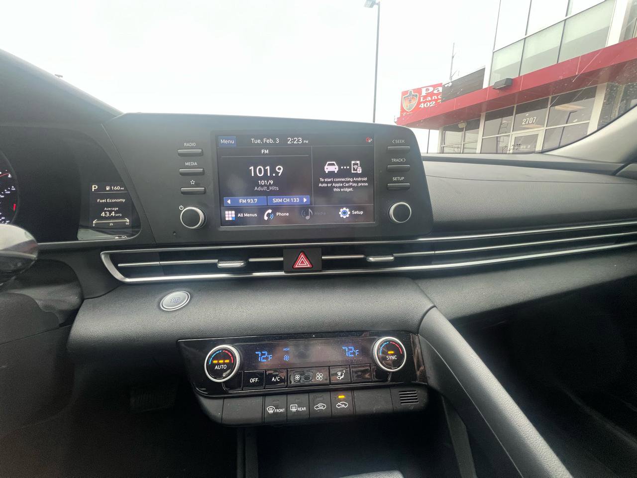 Used 2021 Hyundai Elantra SEL image 15