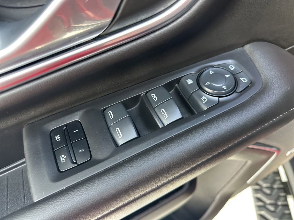 Used 2024 Chevrolet Tahoe Z71 w/ Z71 Off-Road Package image 17