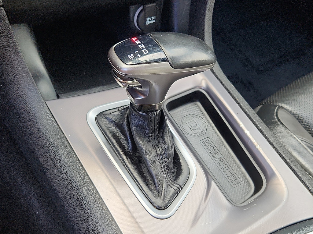 Used 2019 Dodge Charger SXT w/ Leather Interior Group RWD image 29