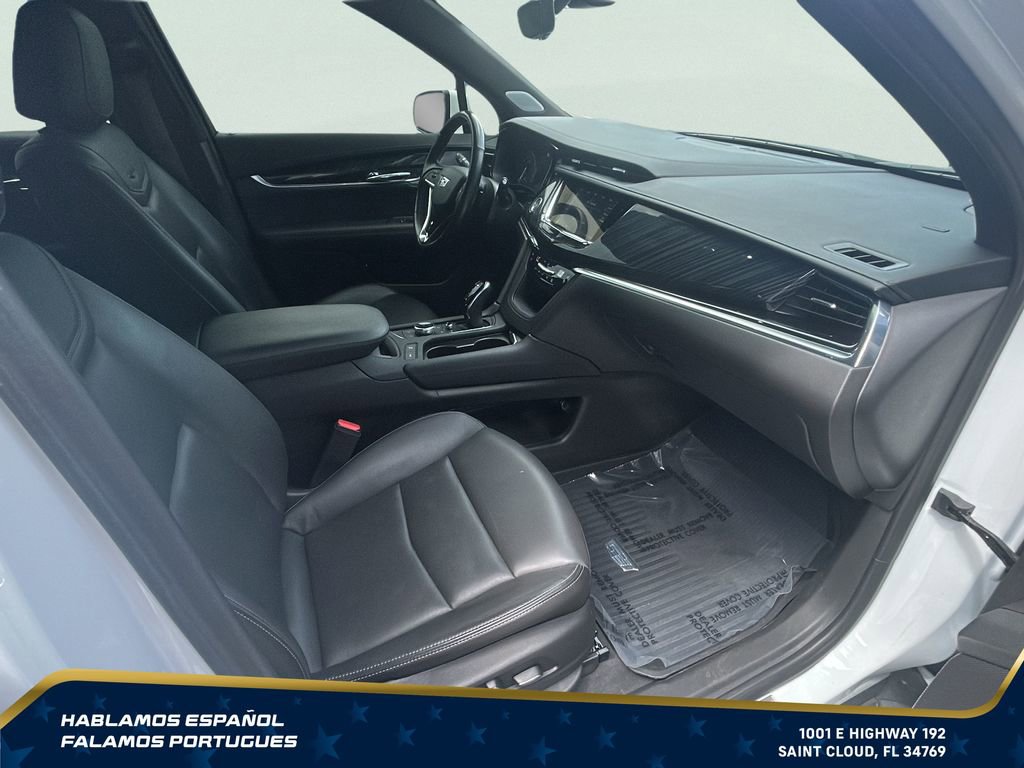 Used 2023 Cadillac XT6 Premium Luxury w/ Technology Package FWD image 30