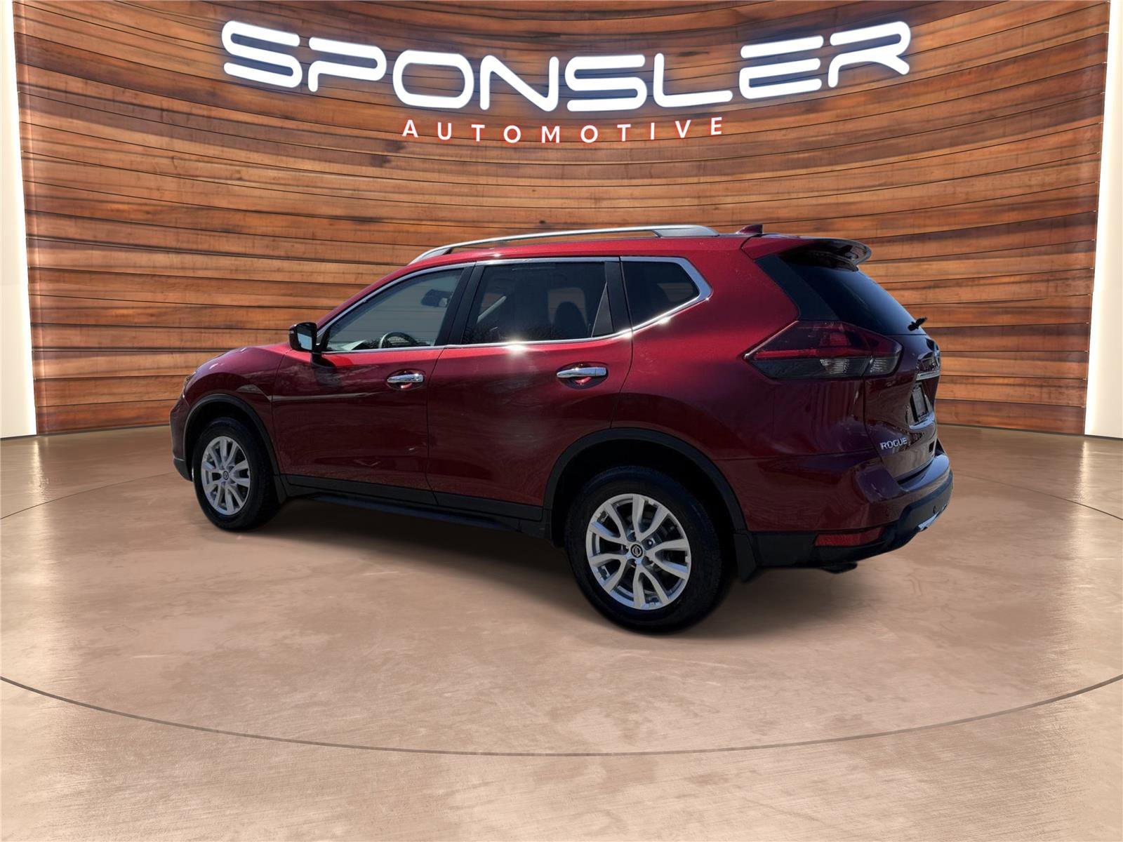 Used 2019 Nissan Rogue SV image 3