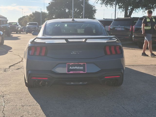 New 2026 Ford Mustang GT Premium w/ GT Performance Package RWD image 8
