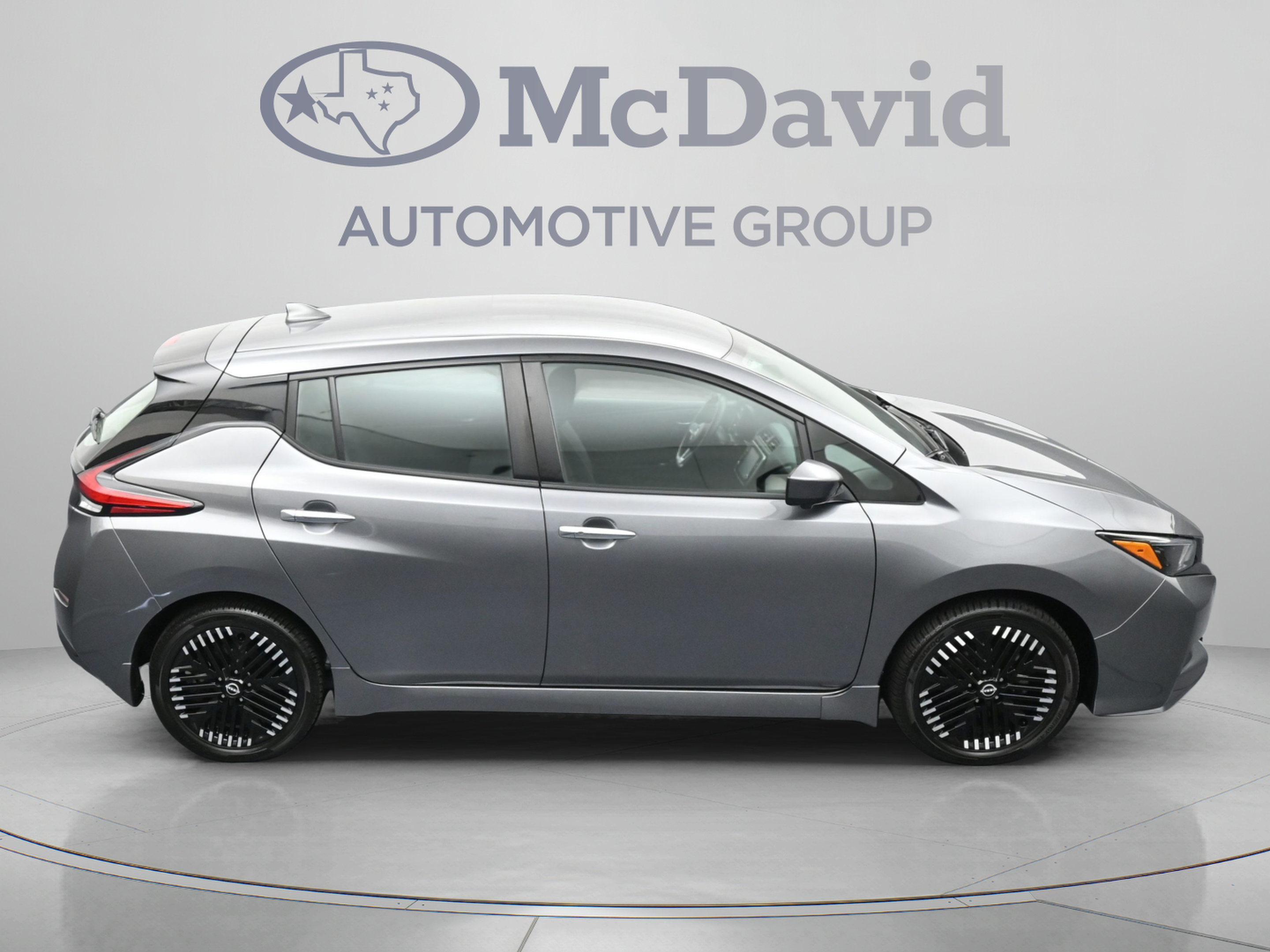 Used 2025 Nissan Leaf SV Plus FWD image 39