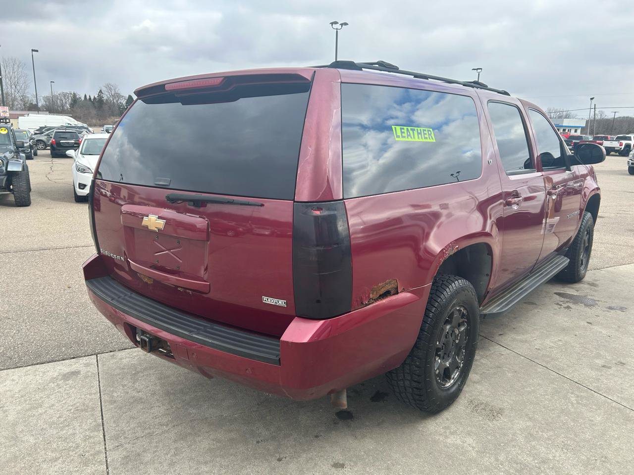 Used 2007 Chevrolet Suburban LT w/ LT Preferred Equipment Group AWD/4WD image 5