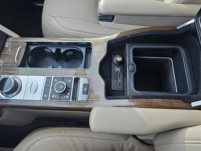 Used 2022 Land Rover Range Rover Westminster Edition image 16