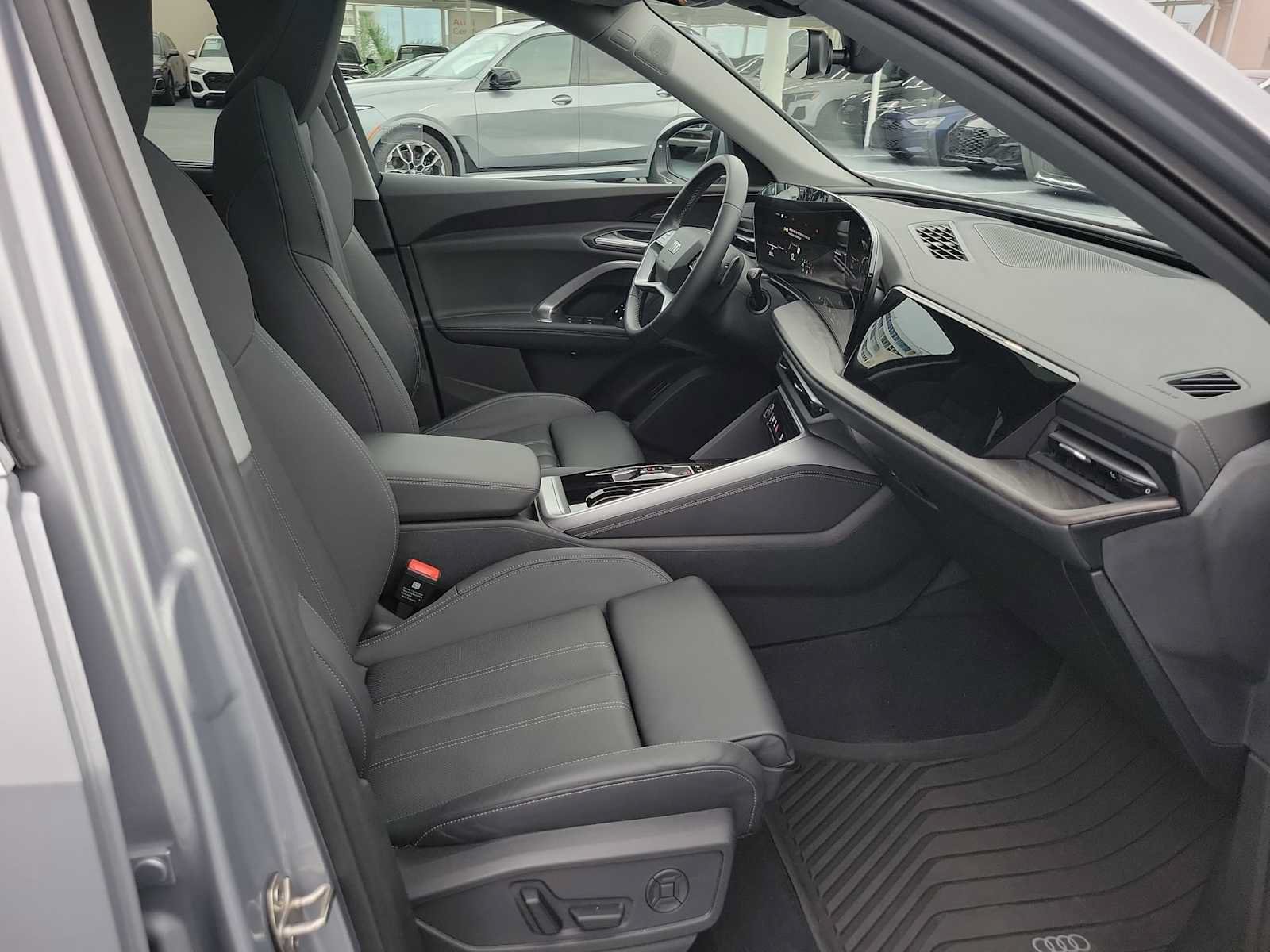 Certified 2025 Audi Q5 Premium Plus AWD/4WD image 21