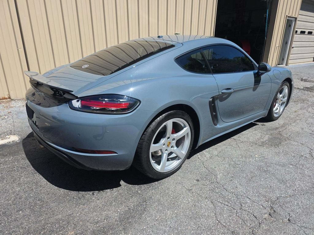 Used 2018 Porsche 718 Cayman RWD image 6