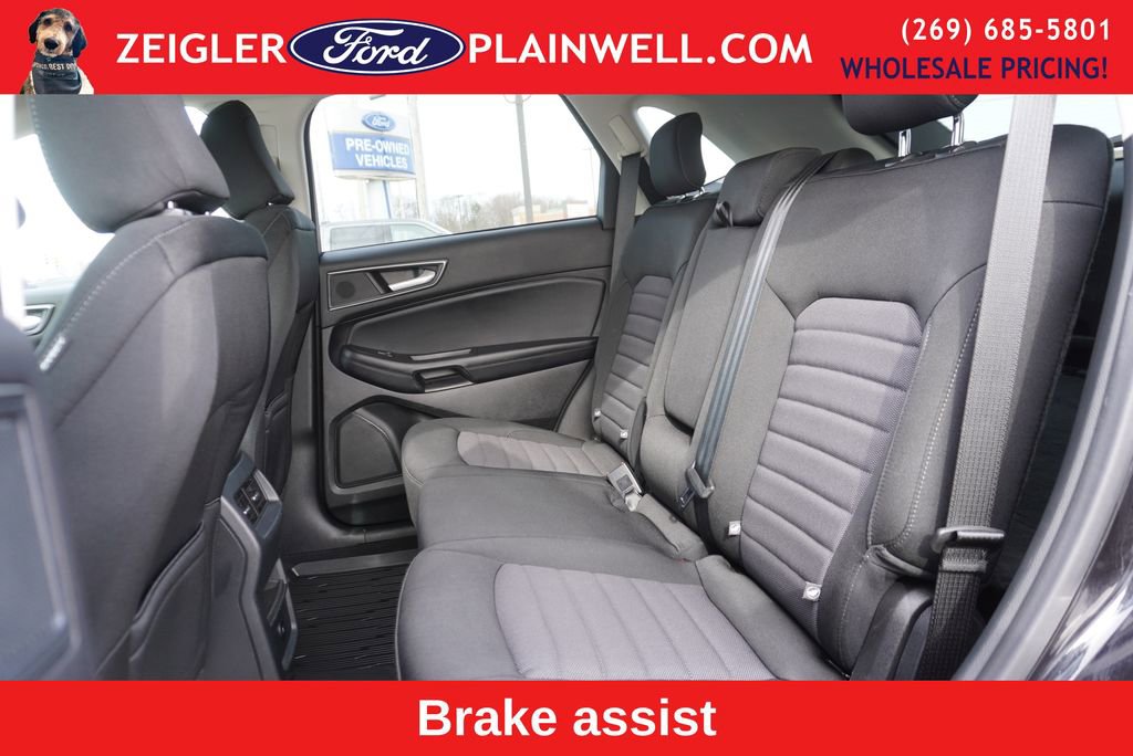 Used 2023 Ford Edge SE w/ Black Appearance Package image 11