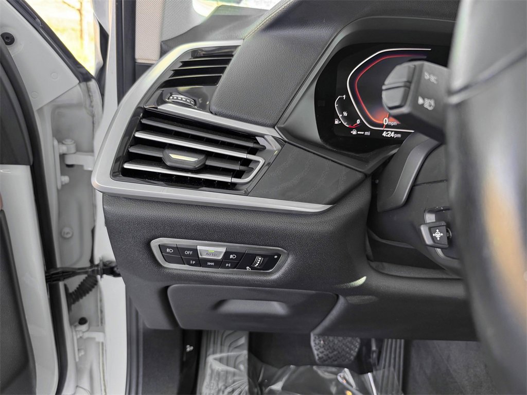 Used 2022 BMW X7 xDrive40i image 16