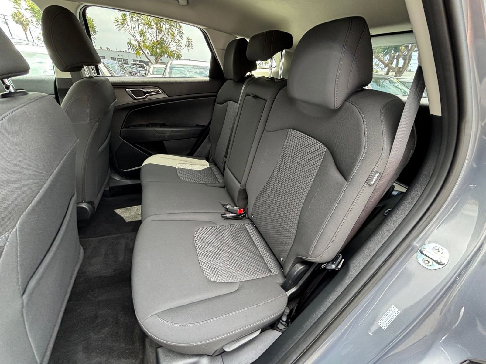 Used 2025 Kia Sportage LX FWD image 25