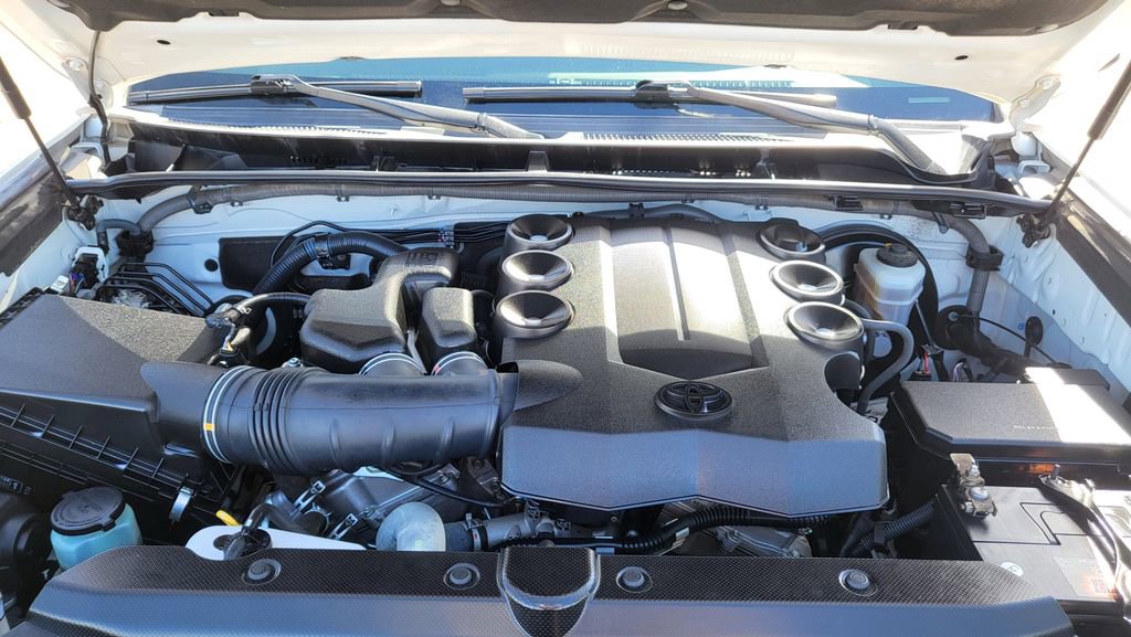 Used 2016 Toyota 4Runner SR5 Premium image 40