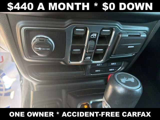 Used 2023 Jeep Wrangler Unlimited Sahara w/ Cold Weather Group image 21