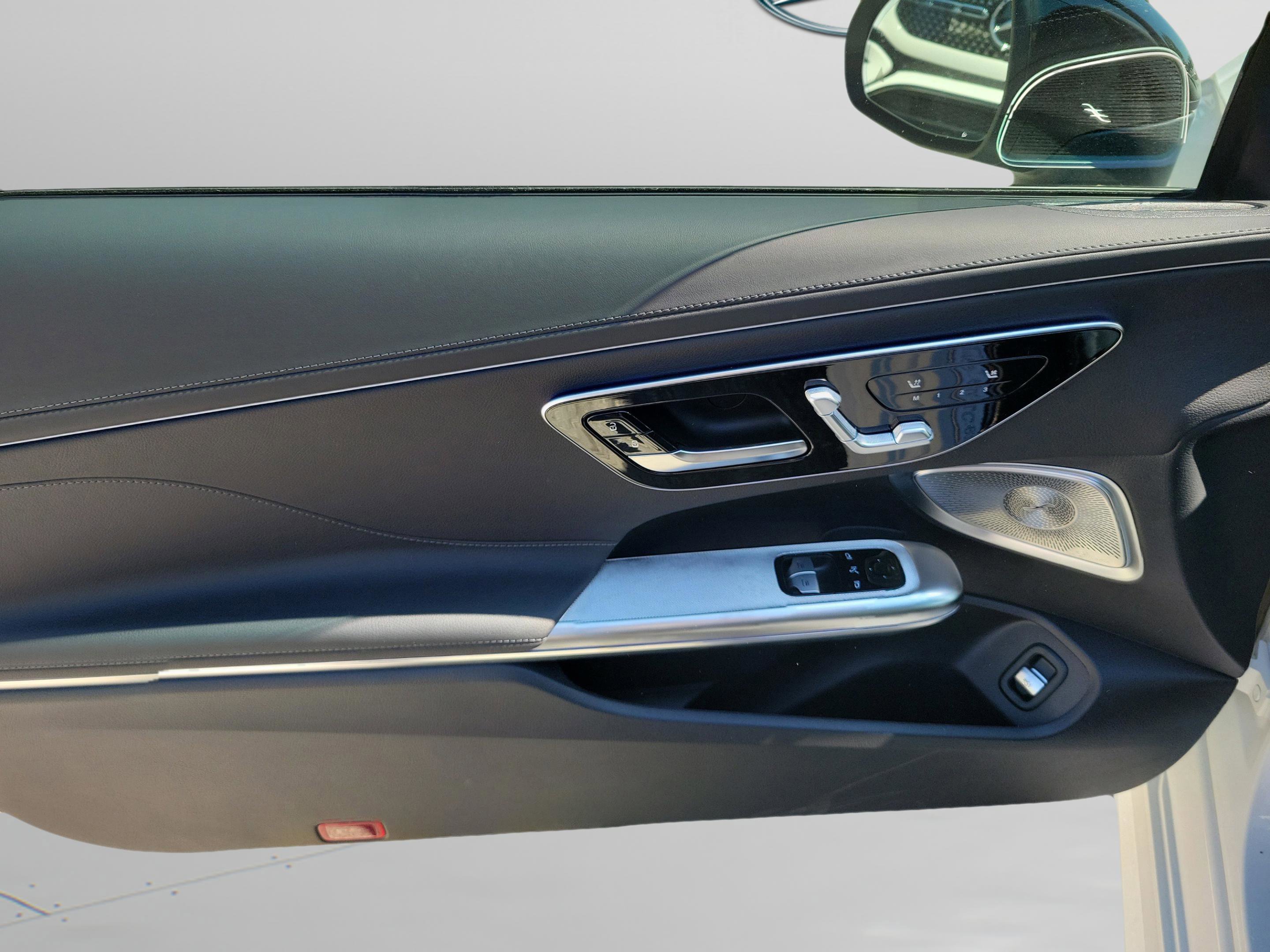 Certified 2024 Mercedes-Benz CLE 300 4MATIC Coupe image 28