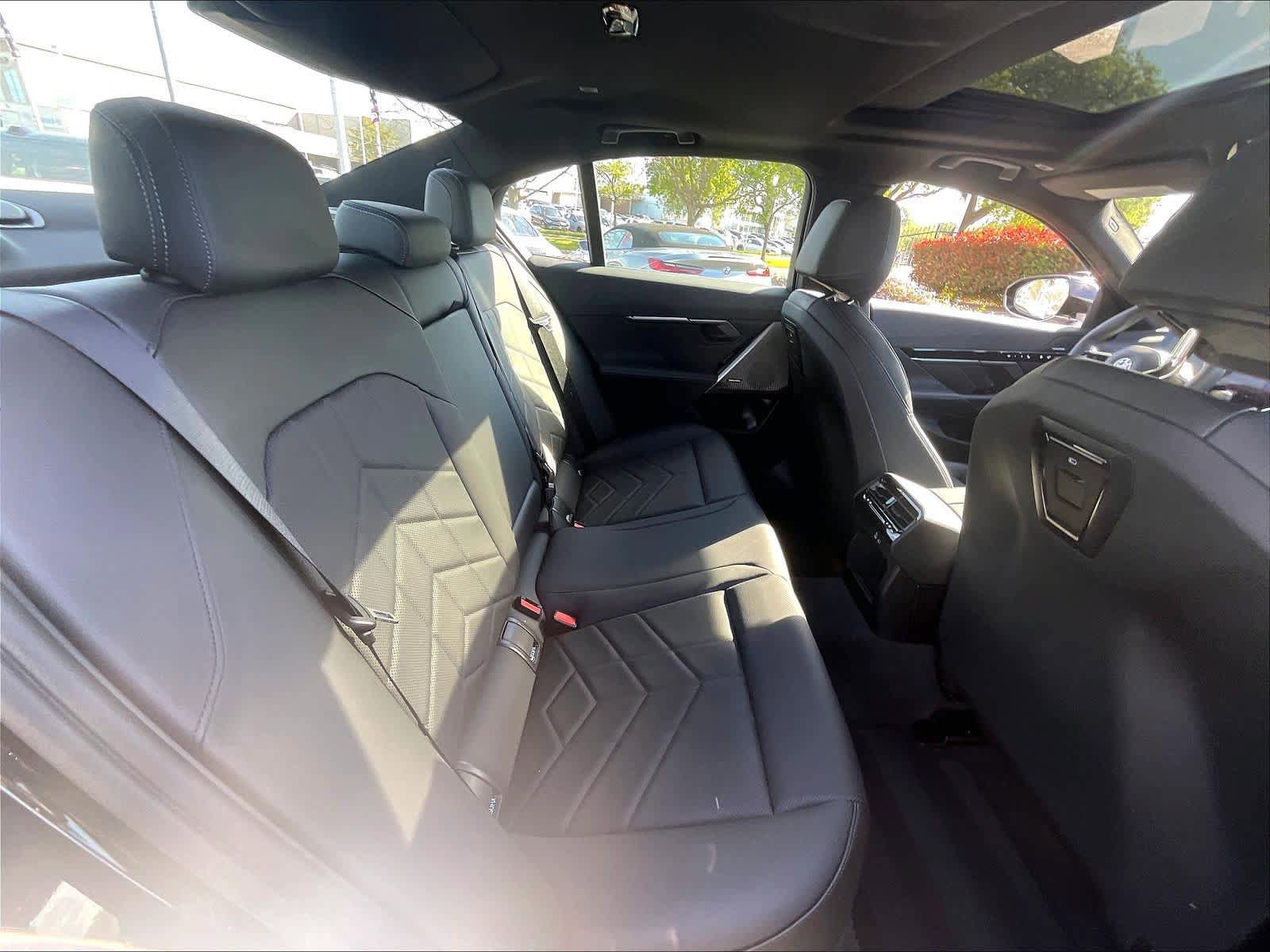 Used 2026 BMW 530i w/ Premium Package image 29