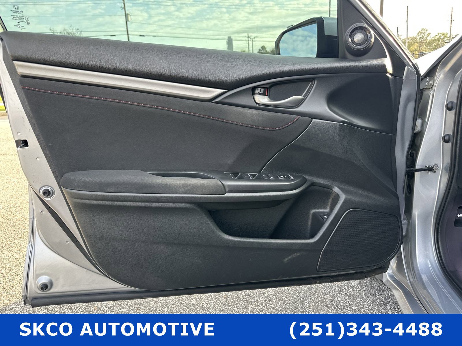 Used 2018 Honda Civic Si image 12