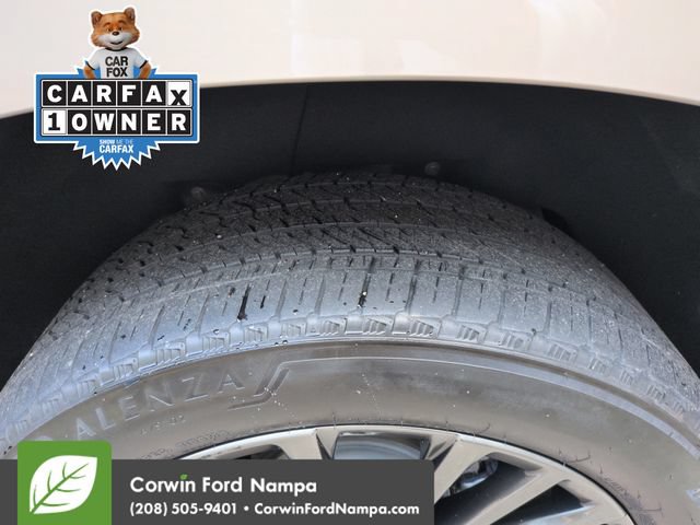 Used 2025 Cadillac Escalade ESV Sport Platinum w/ LPO, Floor Liner Package AWD/4WD image 35