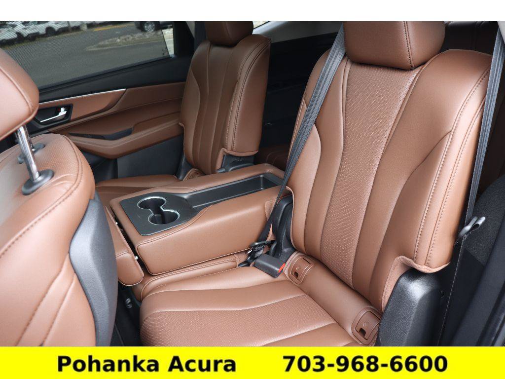 Certified 2024 Acura MDX SH-AWD w/ Technology Package image 30