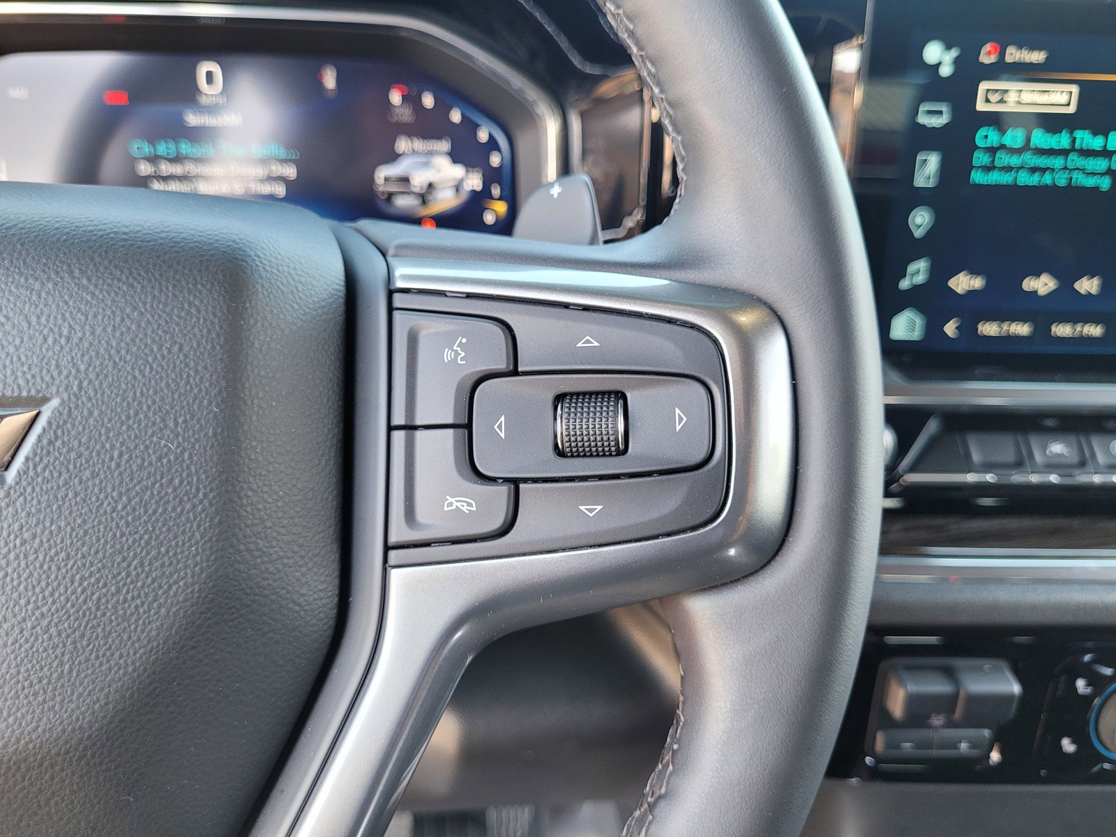 Used 2024 Chevrolet Silverado 1500 LT Trail Boss w/ Convenience Package II image 21