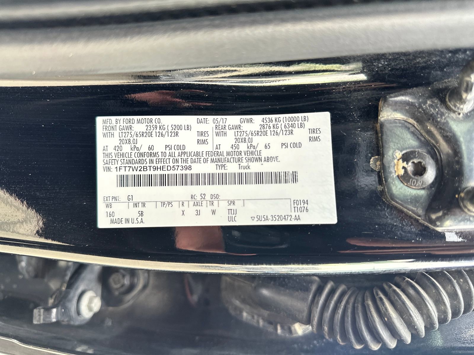 Used 2017 Ford F250 Lariat w/ Chrome Package image 28