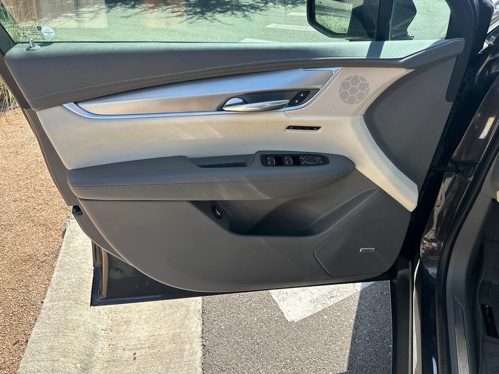 Used 2019 Cadillac XT5 Luxury FWD image 17