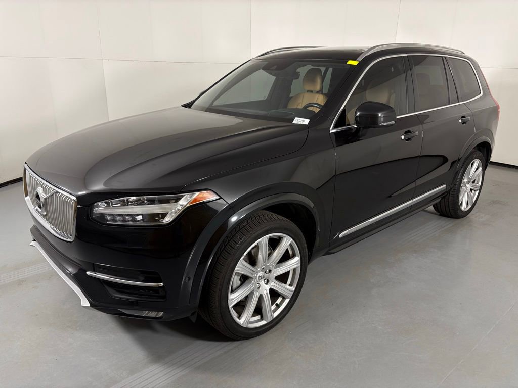 Used 2017 Volvo XC90 T6 Inscription w/ Vision Package AWD/4WD image 4