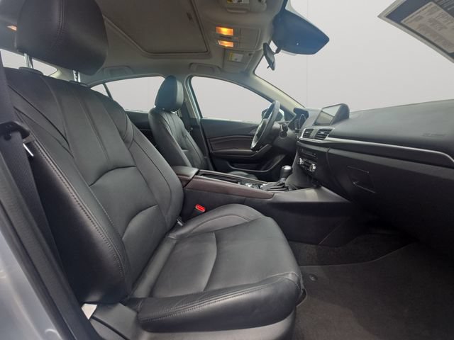 Used 2017 MAZDA MAZDA3 Grand Touring FWD image 14