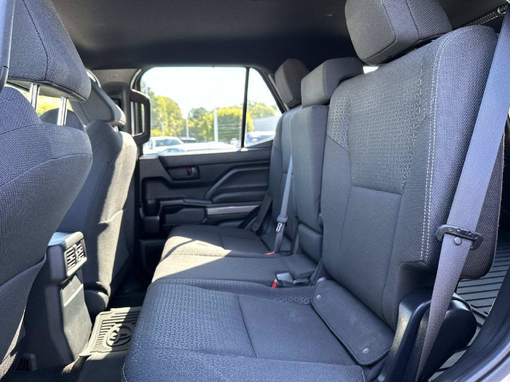 Used 2025 Toyota 4Runner SR5 RWD image 17