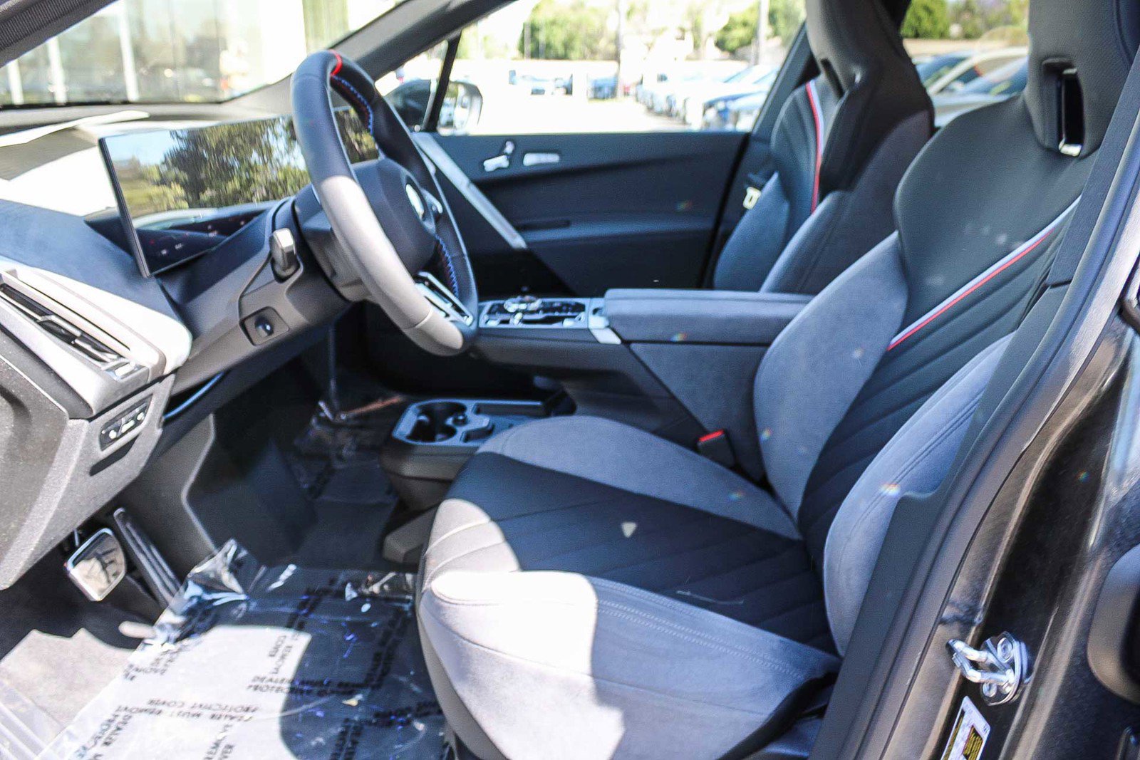 New 2026 BMW iX M70 image 17