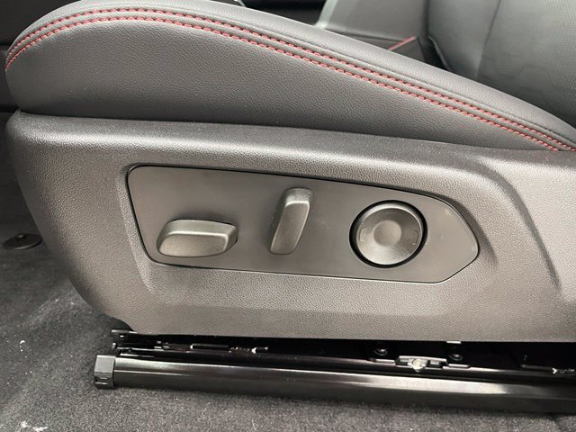 New 2026 Chevrolet Colorado Z71 w/ Technology Package AWD/4WD image 11