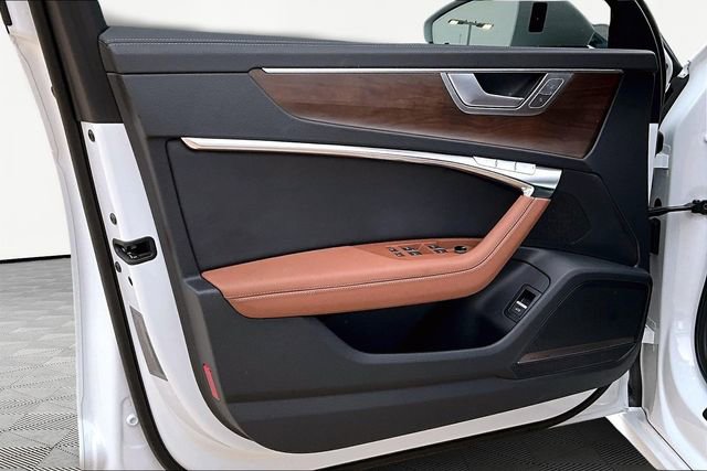 Used 2025 Audi A6 Premium Plus w/ Premium Plus Package image 18