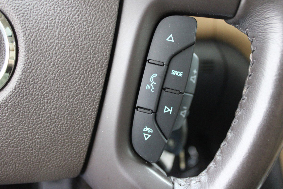 Used 2016 Buick Enclave Premium w/ Experience Buick Package FWD image 26