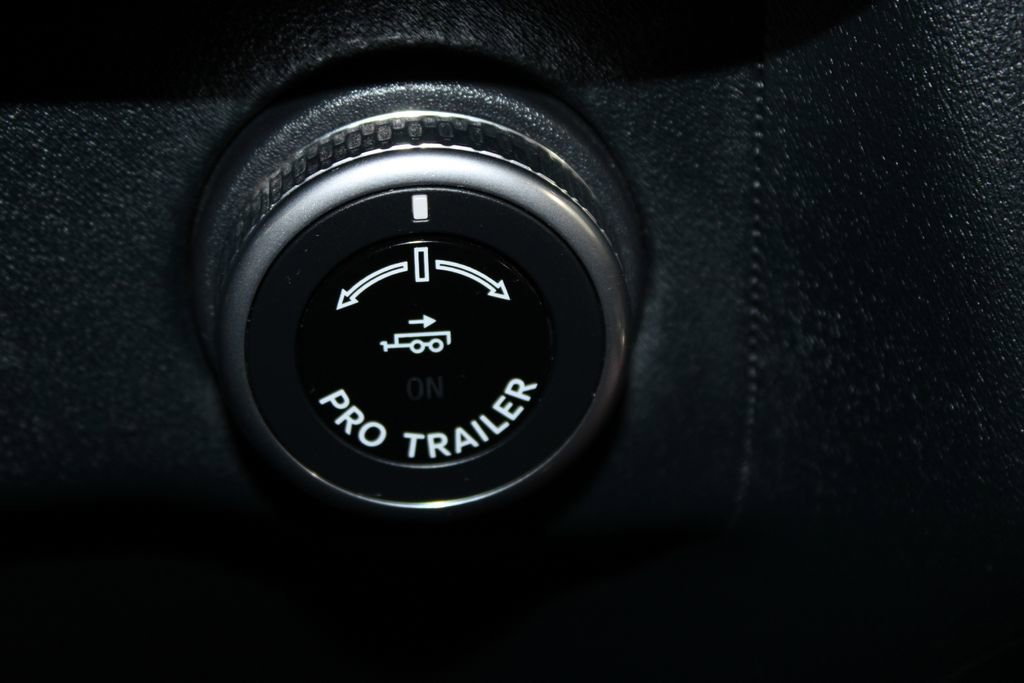 Used 2025 Lincoln Navigator Reserve image 56