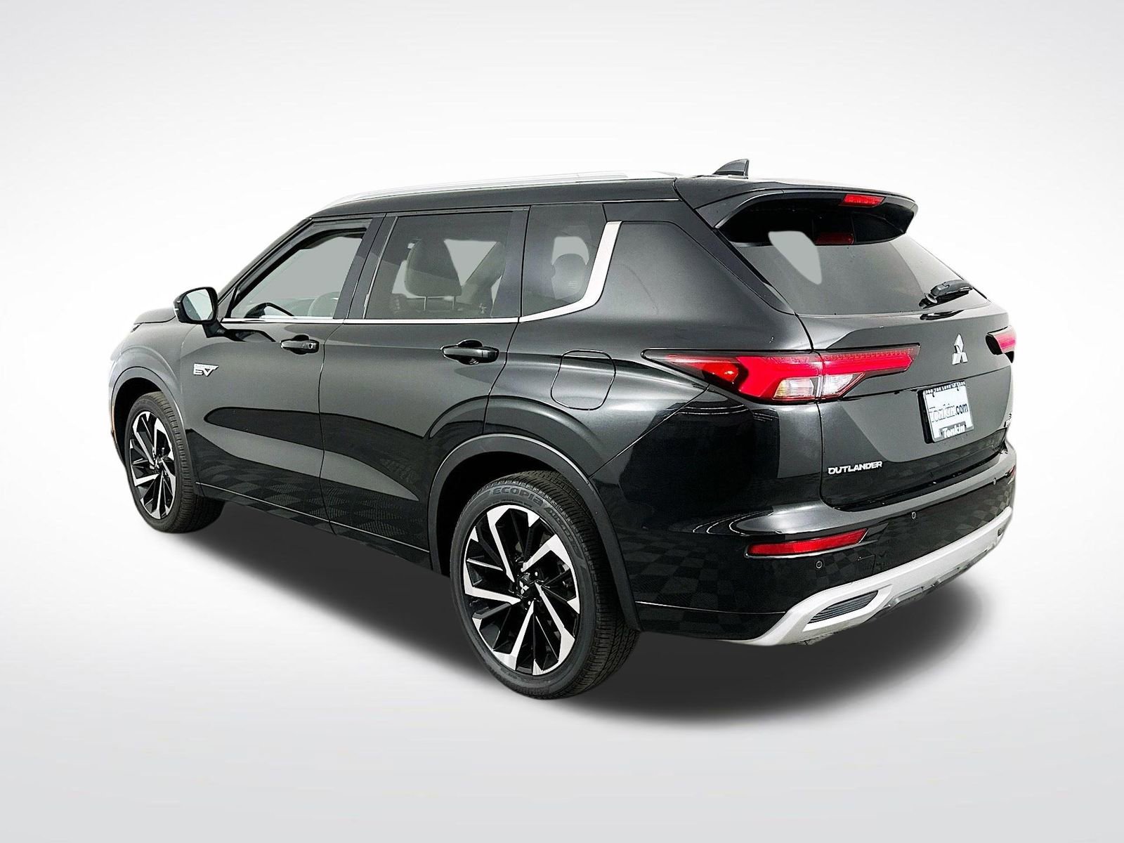 Used 2024 Mitsubishi Outlander SEL Black Edition image 6