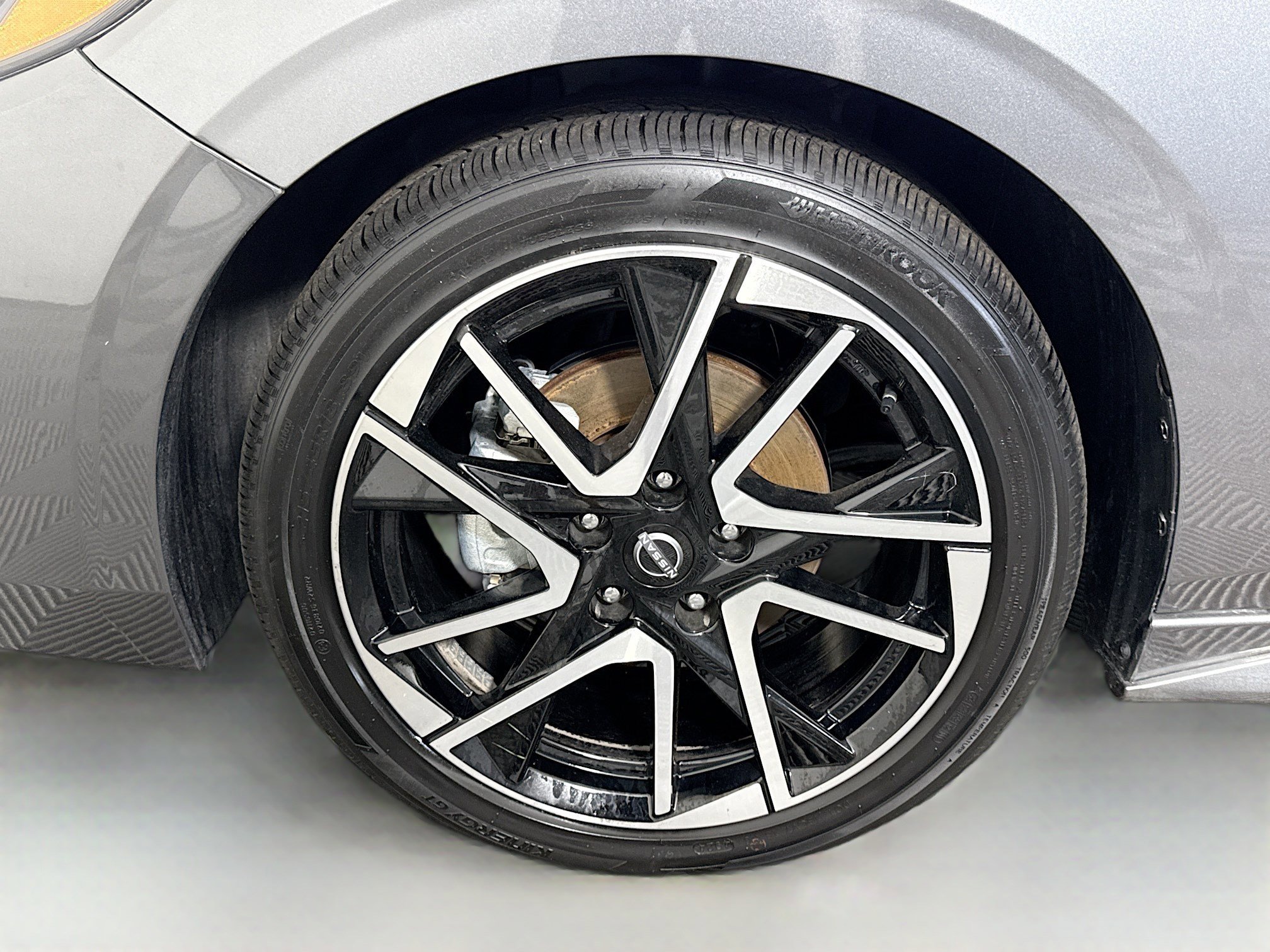 Used 2025 Nissan Sentra SR image 38