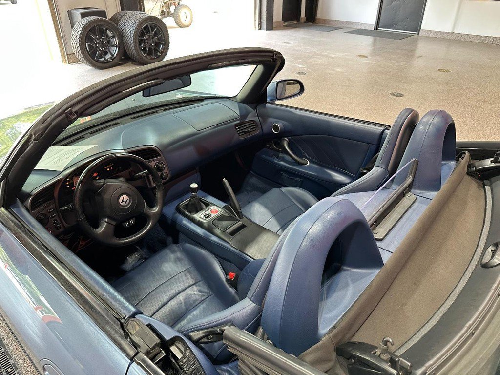 Used 2002 Honda S2000 image 23