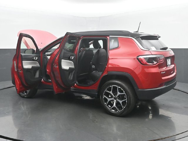 New 2026 Jeep Compass Limited w/ Sun, Sound & Navigation Group AWD/4WD image 53