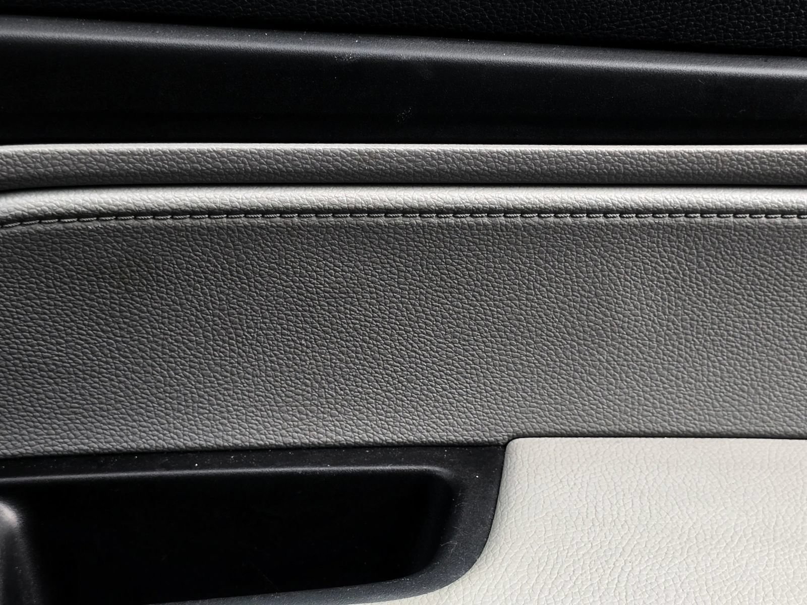 Used 2019 Honda Odyssey EX-L image 49
