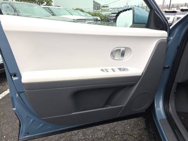 Certified 2024 Hyundai Ioniq 5 SE image 8