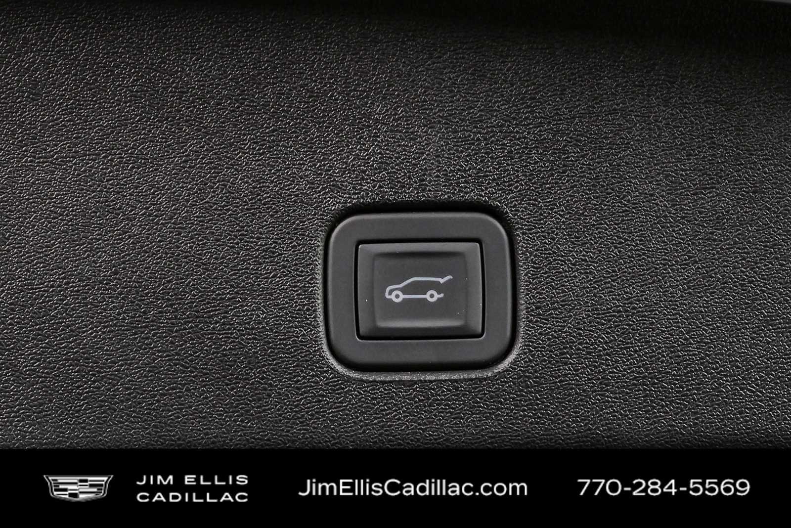 Certified 2025 Cadillac Optiq Luxury 1 AWD/4WD image 31