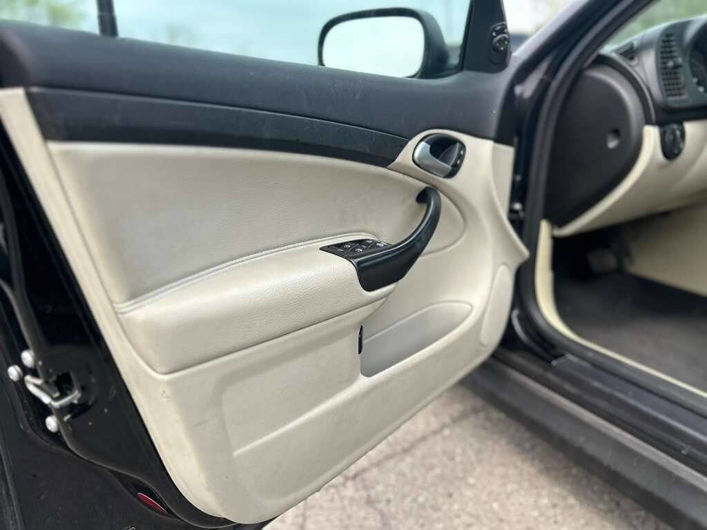 Used 2004 Saab 9-3 Linear FWD image 9