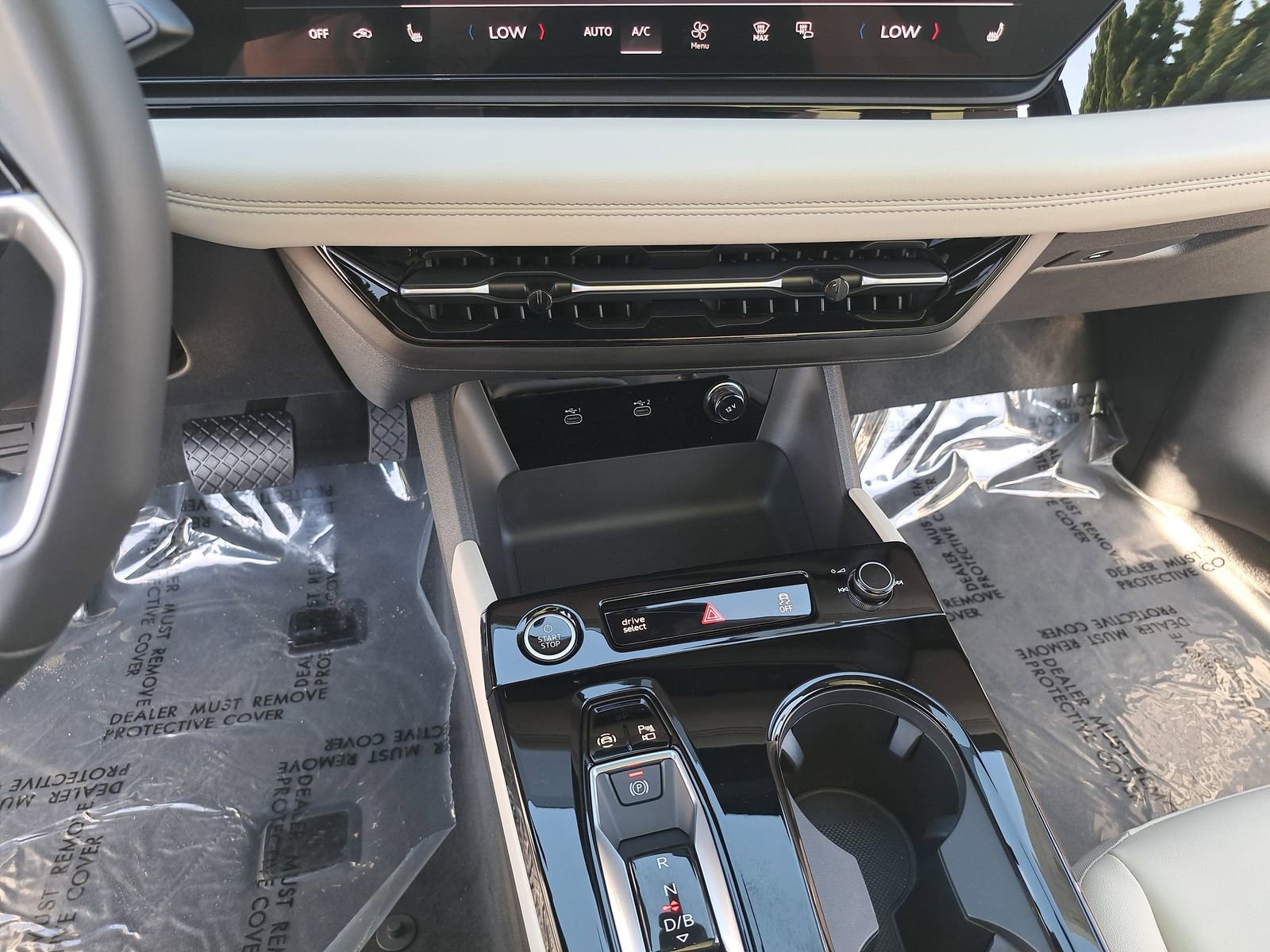 New 2025 Audi A6 e-tron Premium image 22