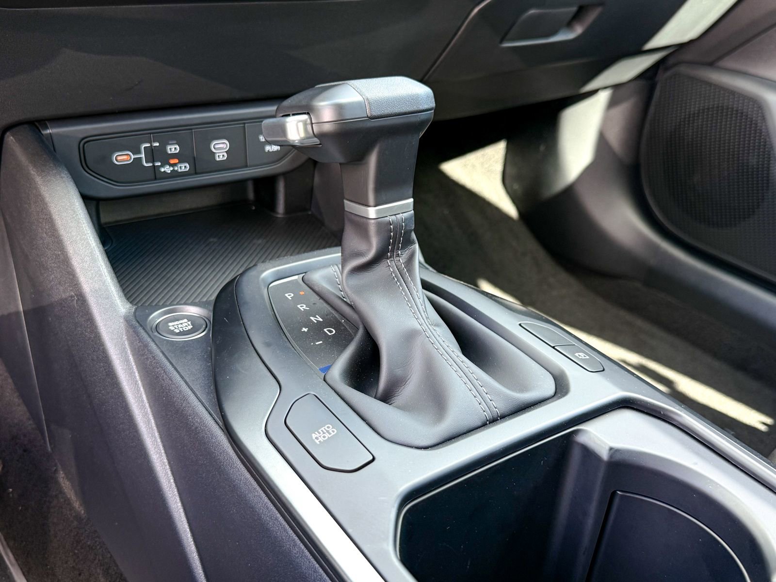 New 2026 Kia K4 FWD image 24