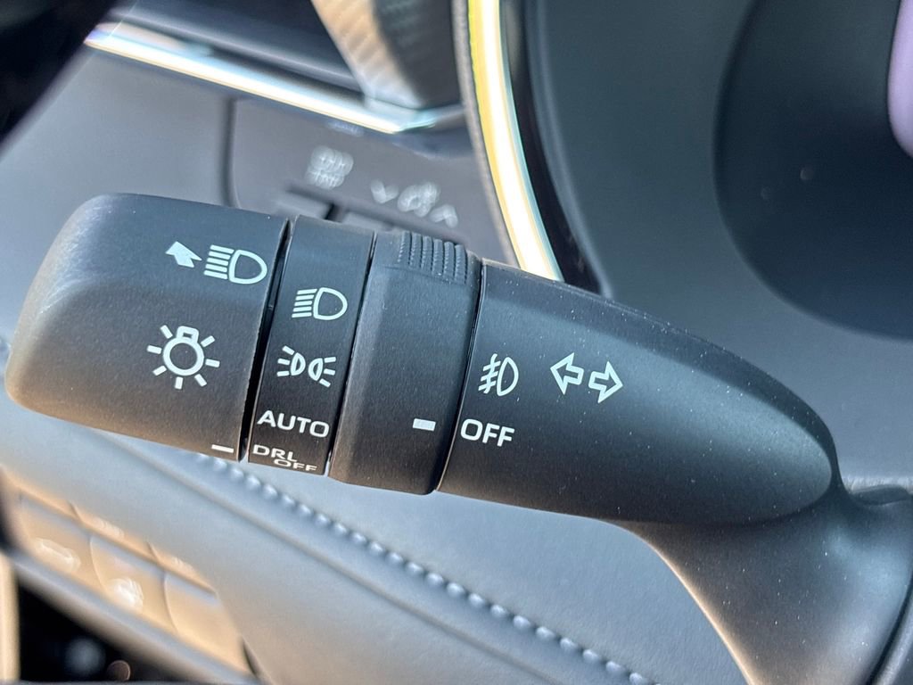 New 2026 Toyota Highlander Platinum image 17