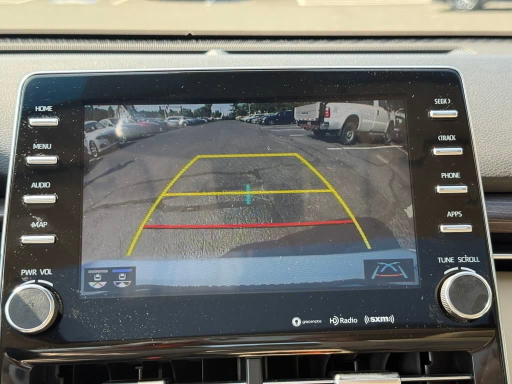 Used 2022 Toyota Avalon XLE w/ Moonroof Package FWD image 35