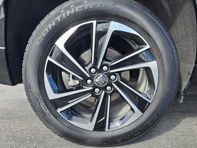 Used 2025 Buick Enclave Sport Touring image 10