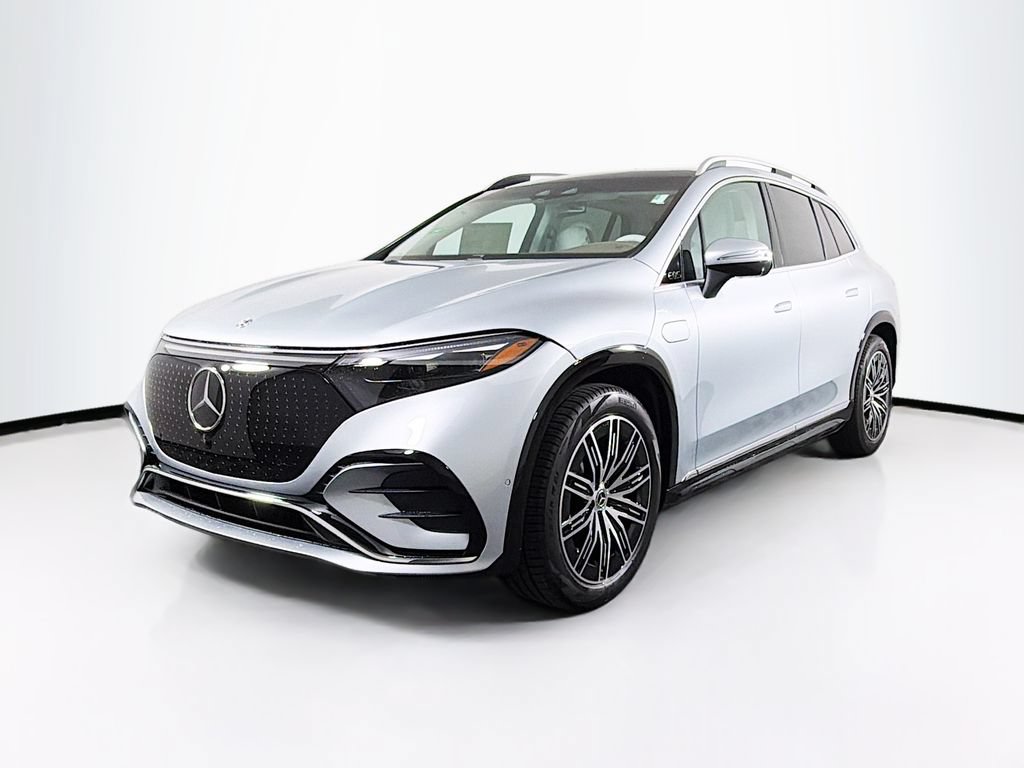 New 2026 Mercedes-Benz EQS 400 4MATIC SUV image 3