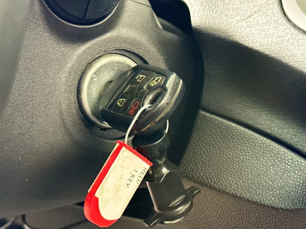 Used 2015 Ford Fiesta SE FWD image 15