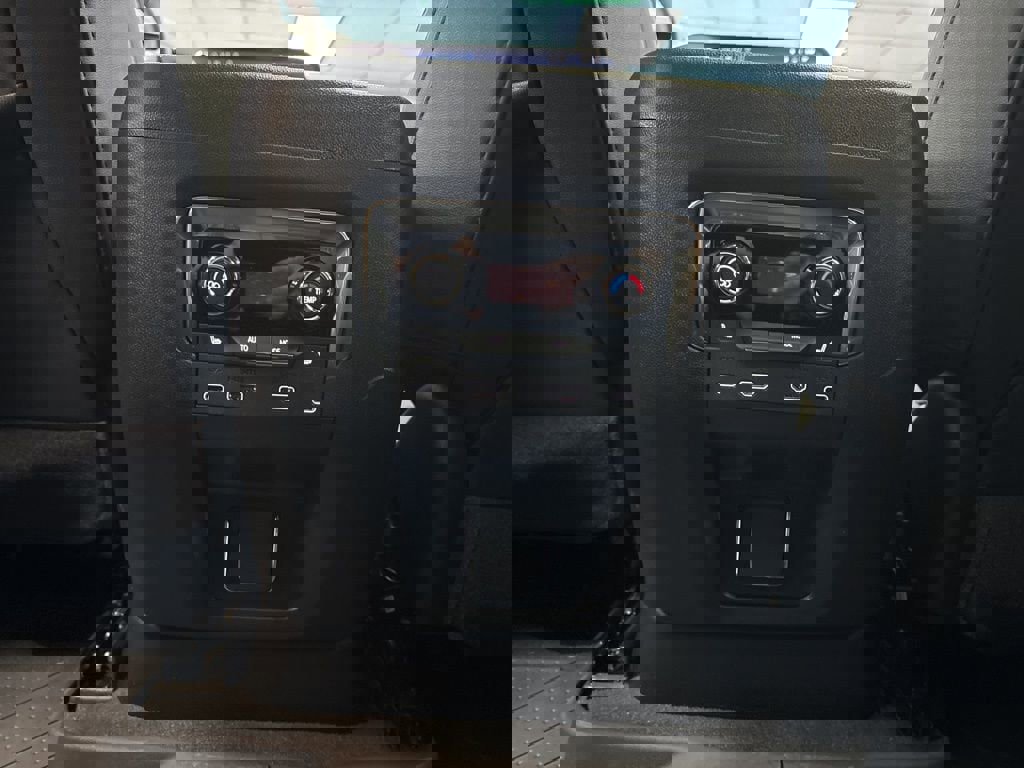 New 2026 Chevrolet Suburban Premier image 28