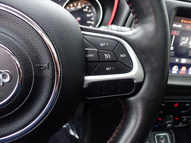 Used 2018 Jeep Compass Trailhawk w/ Leather Interior Group AWD/4WD image 17
