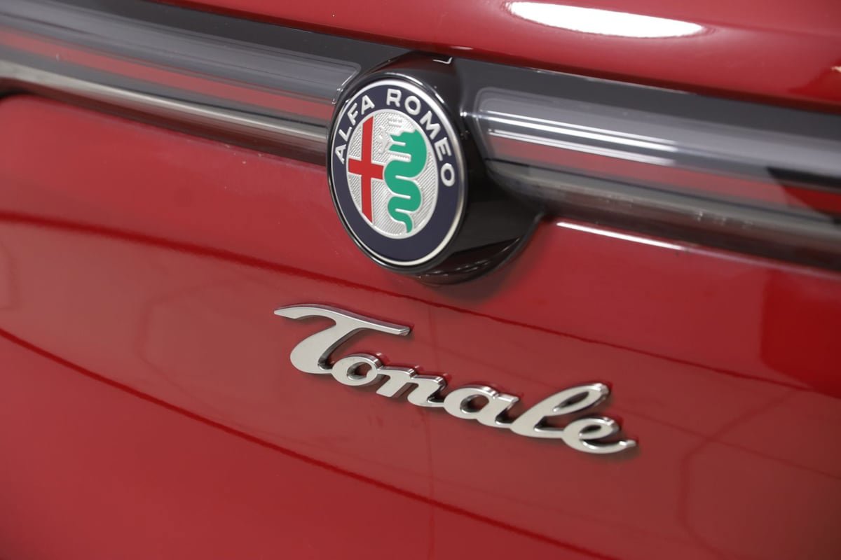 Used 2024 Alfa Romeo Tonale Veloce image 53